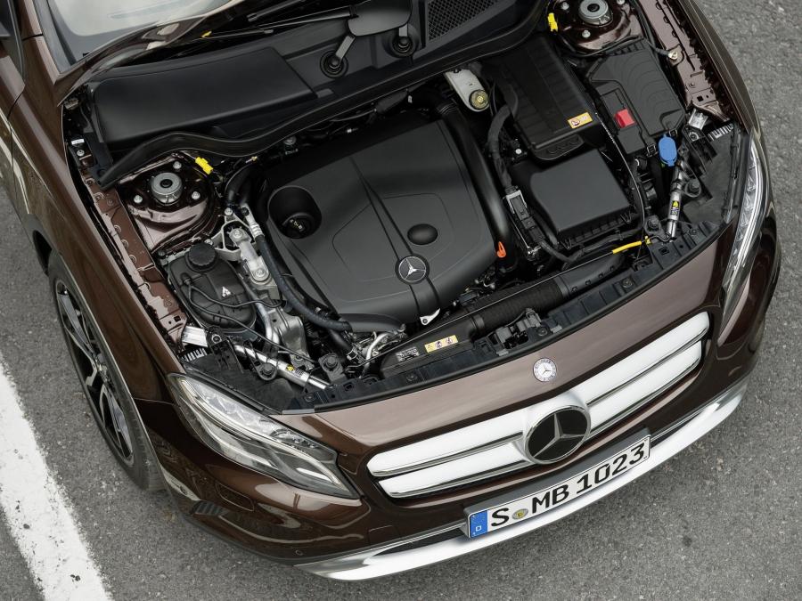  Mercedes-Benz GLA220 CDI 4Matic 2014 года  (фото 2 из 30)